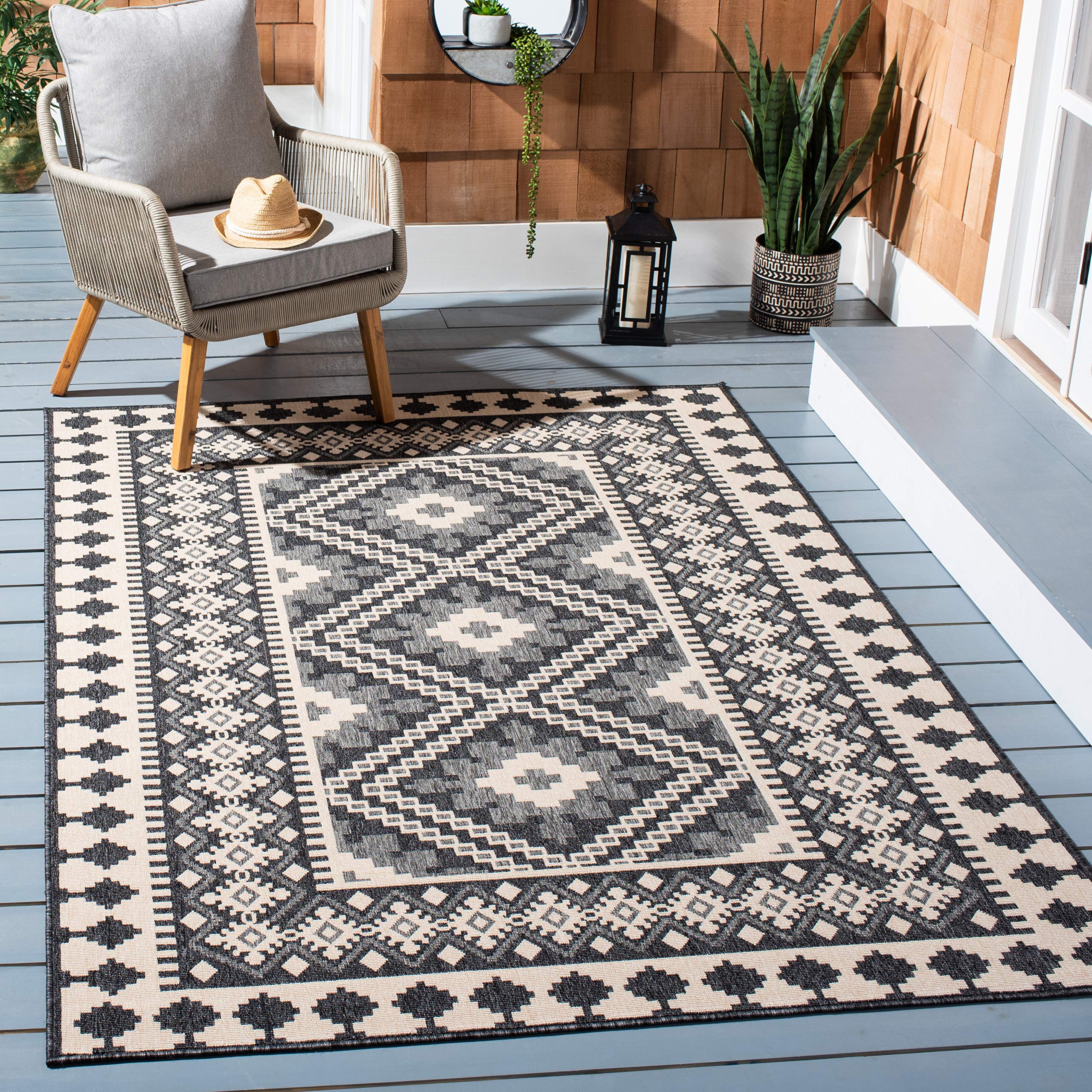 Safavieh Veranda Collection Accent Rug - 4' X 5'7', Ivory & Grey, Boho Design, Non-Shedding & Easy Care, Indoor/Outdoor & Washa